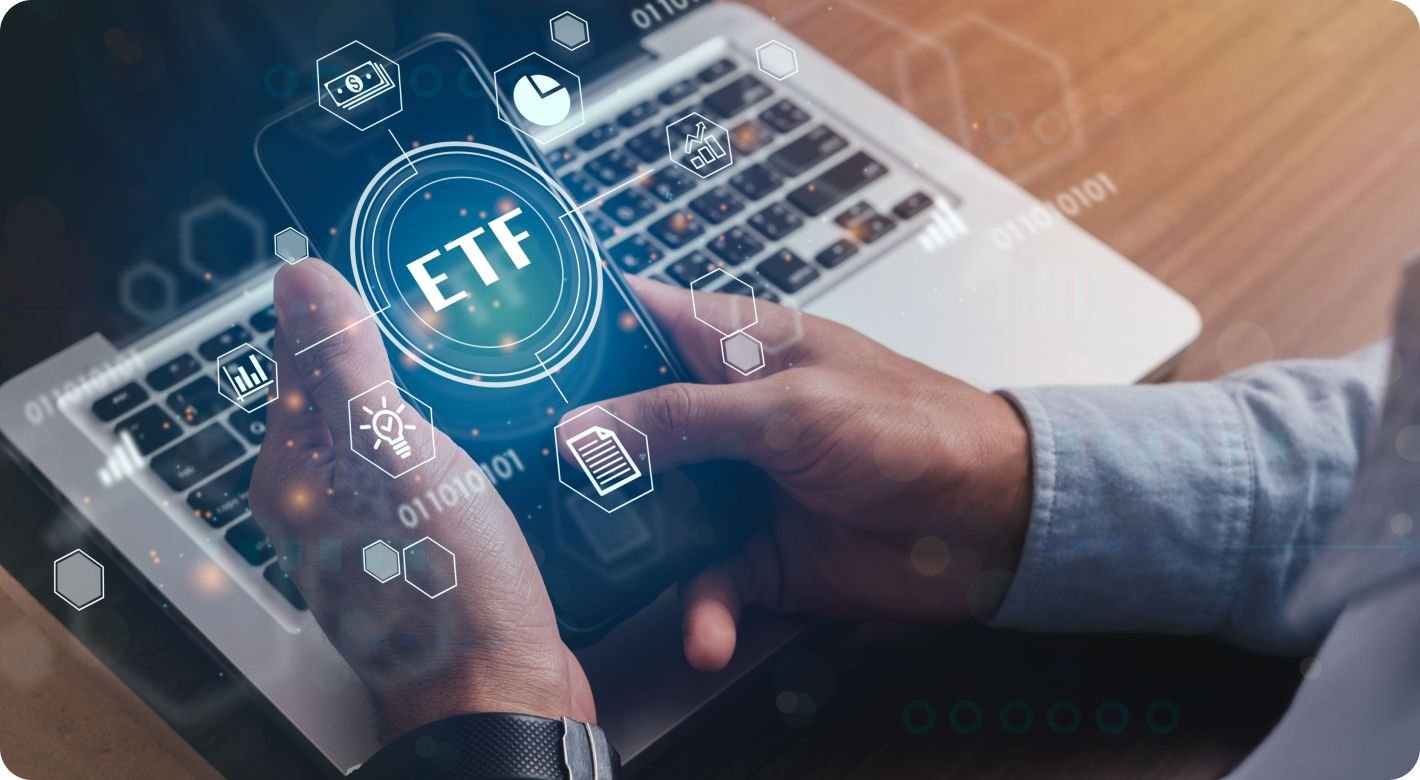 Navigating the Gold Market: A Guide to ETFs and CFDs