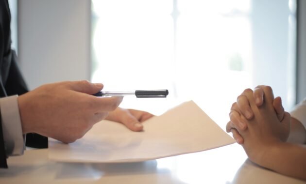 Mastering the Art of Writing Finance Articles